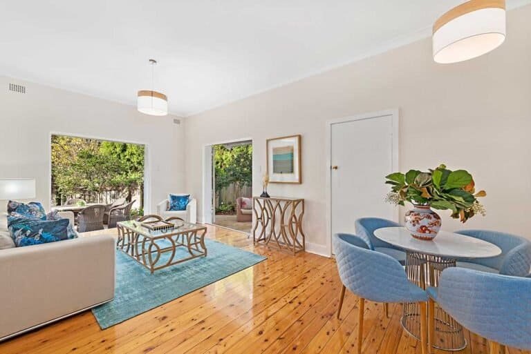 Sydney home real estate photo by Cozmocom