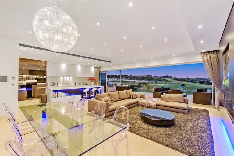 Sydney property at dusk, real estate photography by Cozmocom