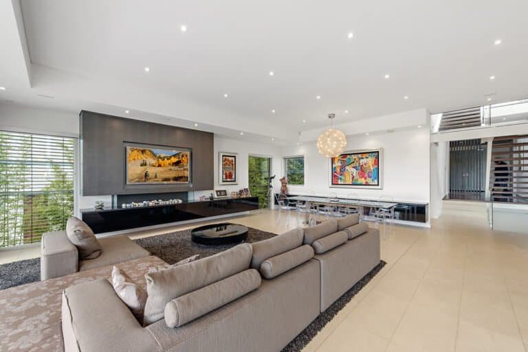 Sydney property real estate photography by Cozmocom