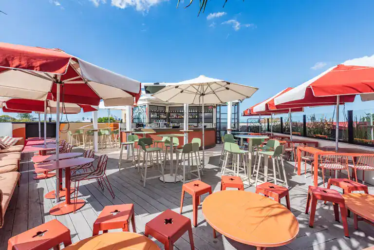 Commercial hotel real estate photography Sydney by Cozmocom