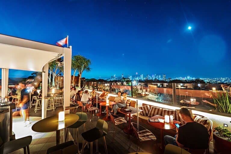 Commercial hotel real estate photography Sydney by Cozmocom