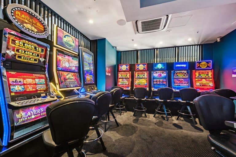 Hotel real estate photography in Sydney by Cozmocom